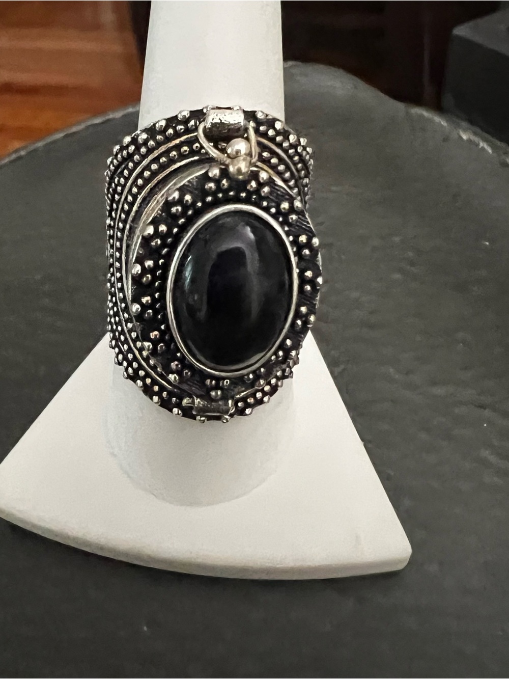 Sterling Silver Amethyst Statement Ring - Poison Ring. Size 7 - Picture 4 of 7